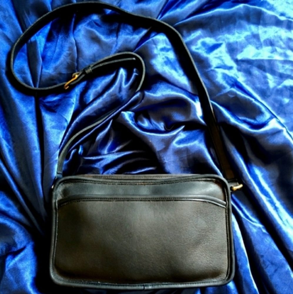 Coach Black Leather Messenger Bag - Picture 4 of 10
